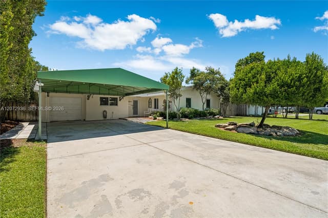 19511 Sterling Dr, Cutler Bay FL 33157 - Cutler Bay, FL - Photo 2
