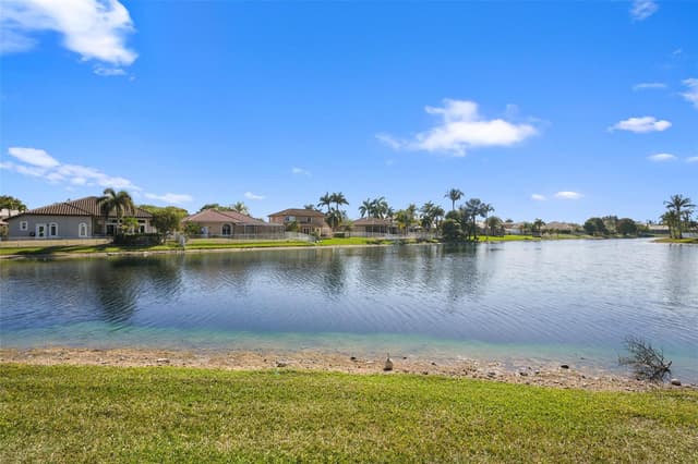 6691 Segovia Way, Fort Lauderdale FL 33331 - Fort Lauderdale, FL - Photo 3
