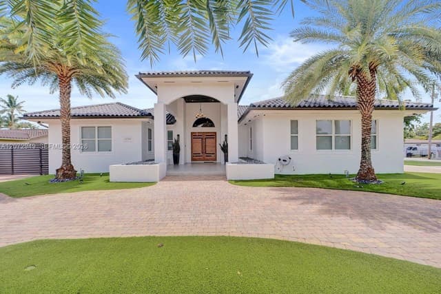 11390 SW 30th St, Miami FL 33165 - Miami, FL - Photo 4
