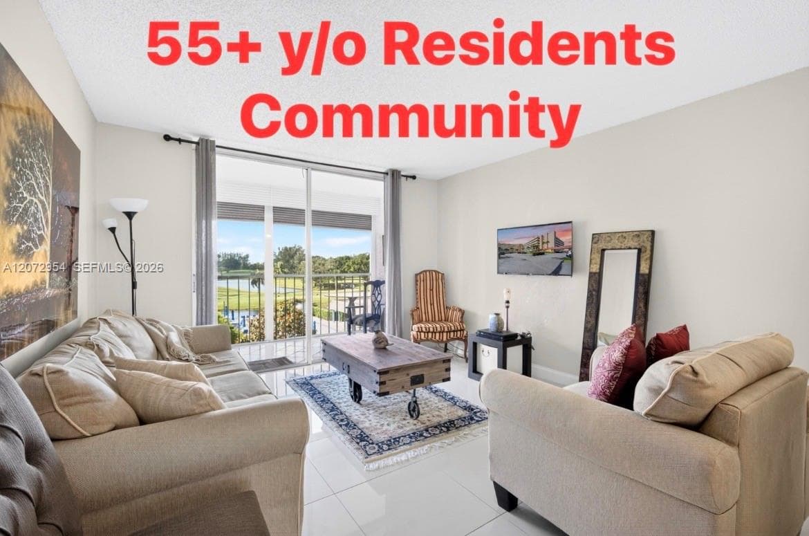 8900 Washington Blvd # 409, Pembroke Pines FL 33025 - Pembroke Pines, FL - Photo 1