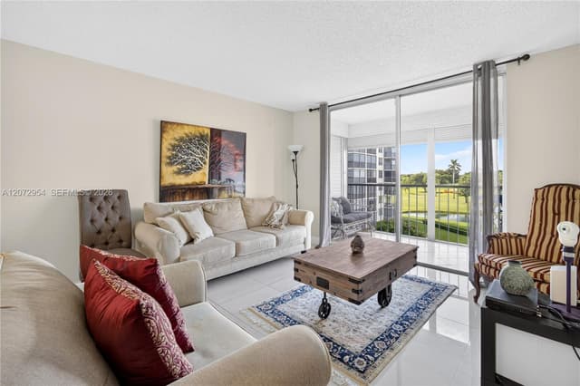 8900 Washington Blvd # 409, Pembroke Pines FL 33025 - Pembroke Pines, FL - Photo 5