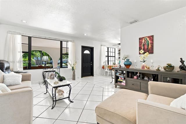 20001 Ranch Rd, Cutler Bay FL 33189 - Cutler Bay, FL - Photo 4
