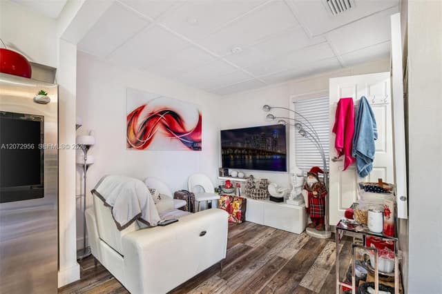2364 SW 14th St, Miami FL 33145 - Miami, FL - Photo 5