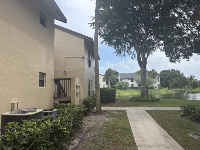 3751 COCOPLUM Circle # 3564, Coconut Creek FL 33063 - Coconut Creek, FL - Photo 2