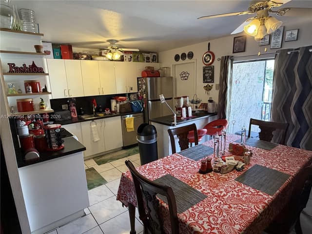 10350 SW 220th St # 241, Cutler Bay FL 33190 - Cutler Bay, FL - Photo 2