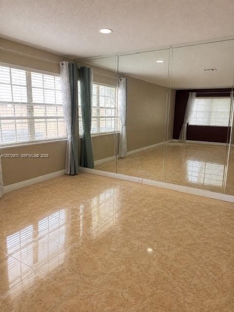 19727  NW 84  TH PL, Hialeah FL 33015 - Hialeah, FL - Photo 6