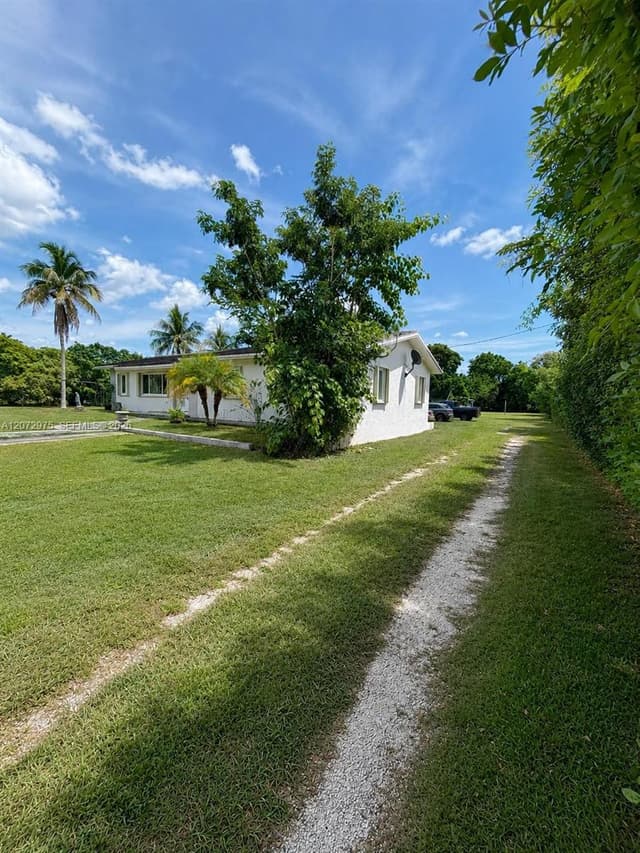 20890 SW 236th St, Homestead FL 33031 - Homestead, FL - Photo 7