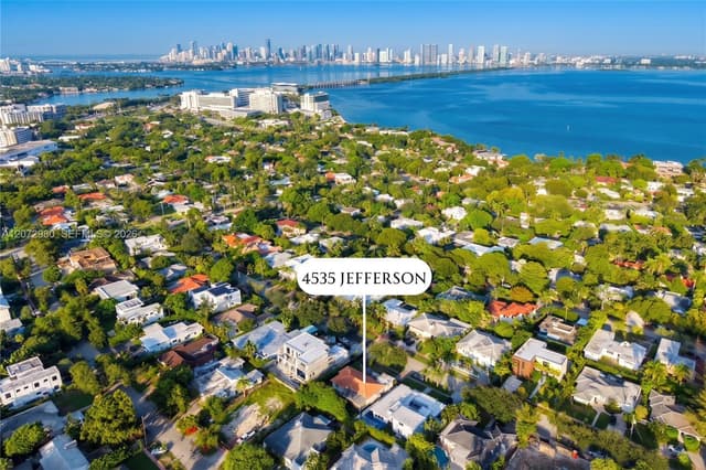 4535 N Jefferson Ave, Miami Beach FL 33140 - Miami Beach, FL - Photo 3
