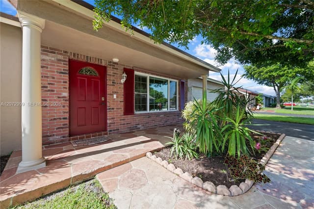 10370 NW 20th Ct, Sunrise FL 33322 - Sunrise, FL - Photo 6