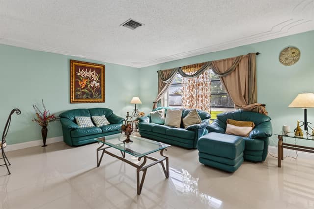 3750 NW 73rd Avenue, Lauderhill FL 33319 - Lauderhill, FL - Photo 7