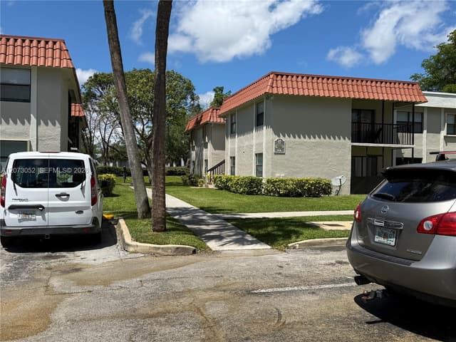 9716 Hammocks Blvd # 101, Miami FL 33196 - Miami, FL - Photo 6