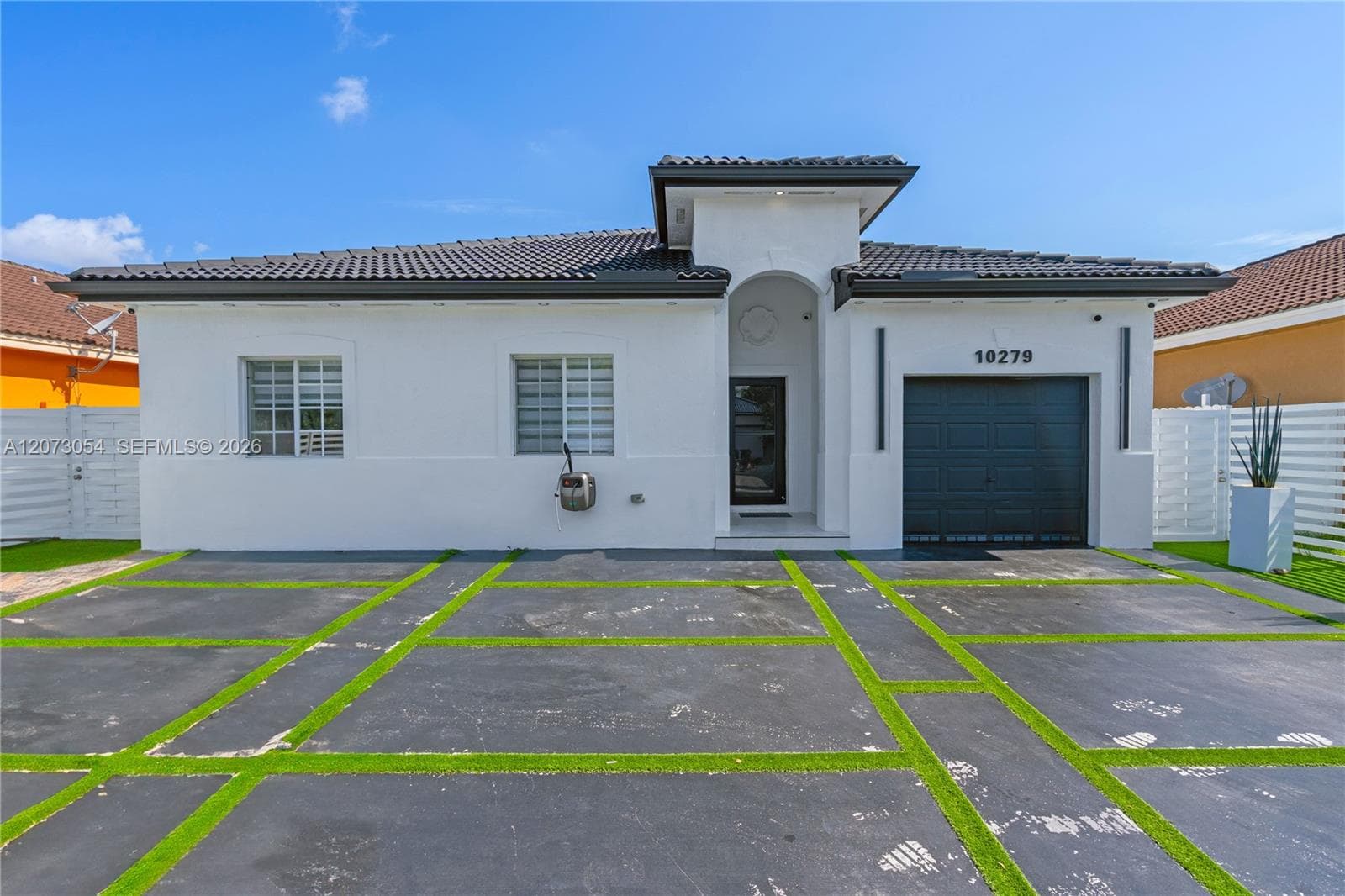 10279 SW 227th Ln, Cutler Bay FL 33190 - Cutler Bay, FL - Photo 1