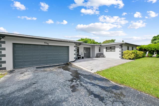 6320 SW 4TH Place, Margate FL 33068 - Margate, FL - Photo 3