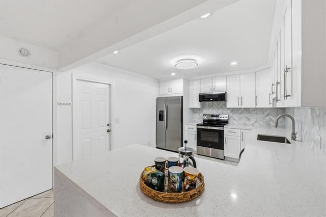 3379 NW 63RD Street, Fort Lauderdale FL 33309 - Fort Lauderdale, FL - Photo 4