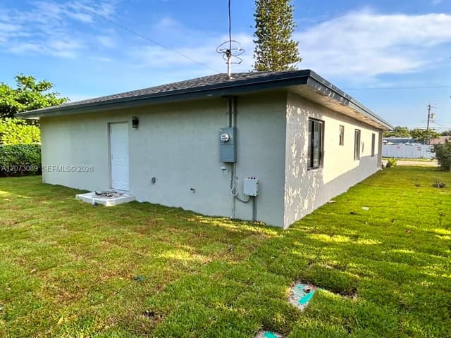 2950 NW 93 ST, Miami FL 33147 - Miami, FL - Photo 5