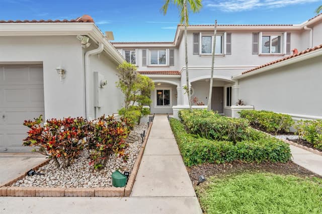 6107 Sandy Bank Terrace, Riviera Beach FL 33407 - Riviera Beach, FL - Photo 3