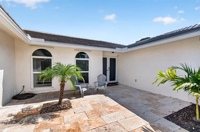 2432 NW Timbercreek Circle, Boca Raton FL 33431 - Boca Raton, FL - Photo 4