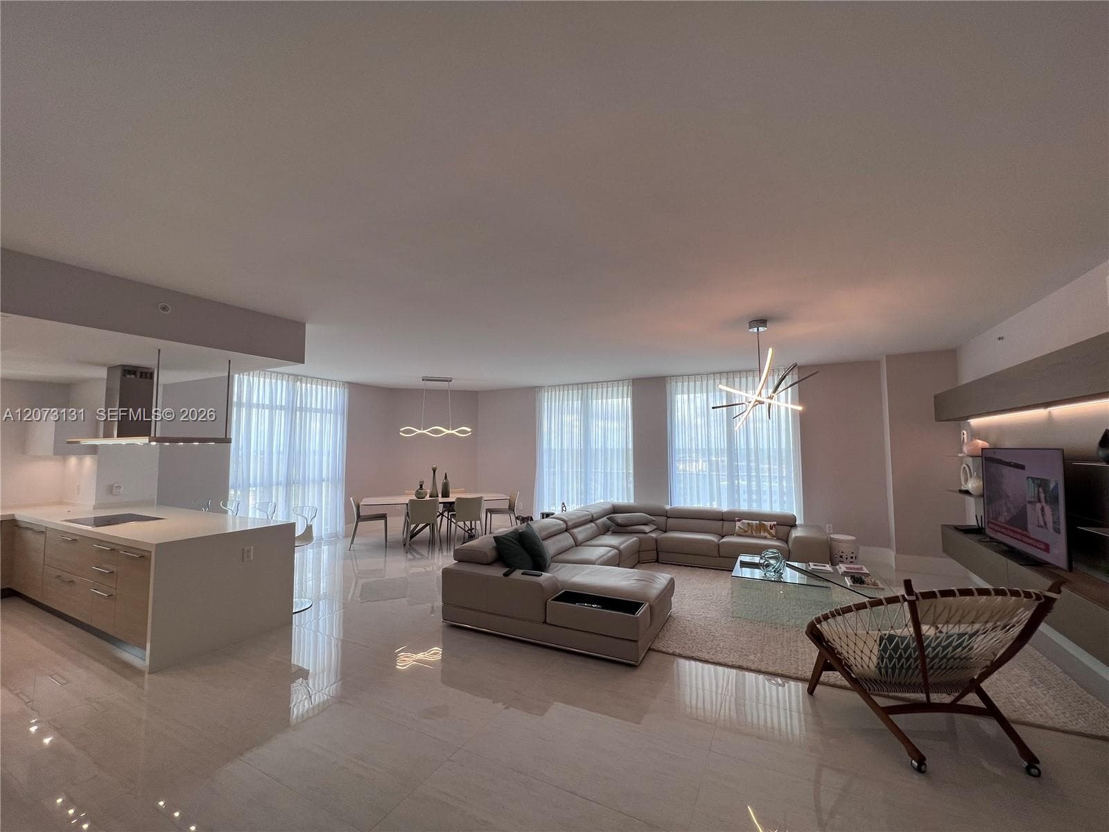 17301 Biscayne Blvd # 1402, North Miami Beach FL 33160 - North Miami Beach, FL - Photo 1