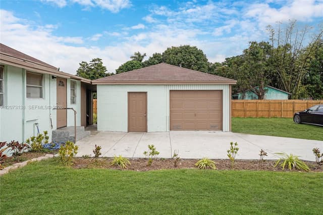 145 NW 6th Ave, Florida City FL 33034 - Florida City, FL - Photo 5