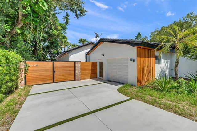 15321 SW 82nd Ave, Palmetto Bay FL 33157 - Palmetto Bay, FL - Photo 6