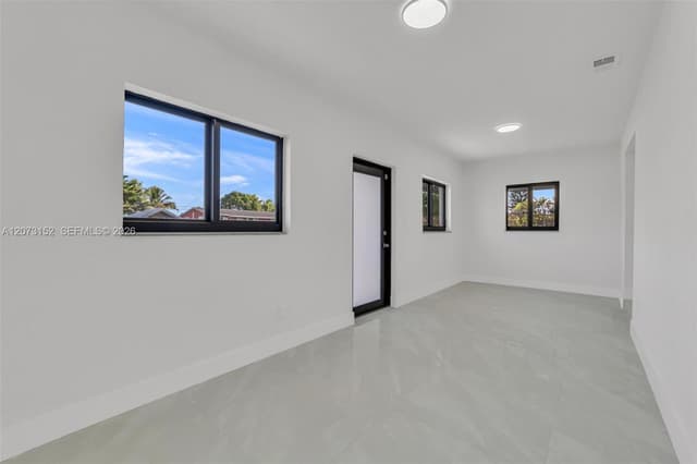 11815 SW 222nd St, Miami FL 33170 - Miami, FL - Photo 7