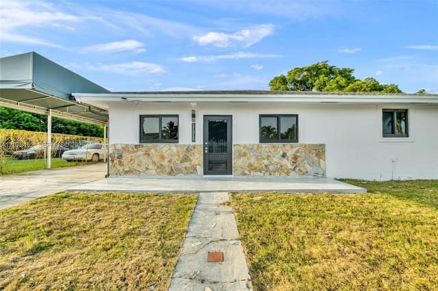 11815 SW 222nd St, Miami FL 33170 - Miami, FL - Photo 5