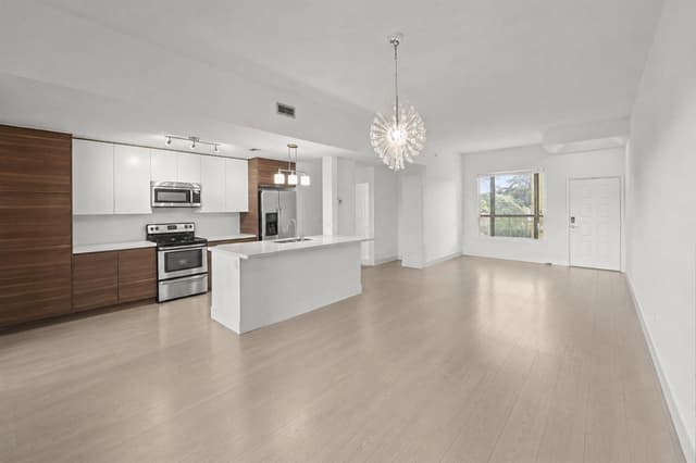 7535 La Paz Boulevard # 209, Boca Raton FL 33433 - Boca Raton, FL - Photo 2