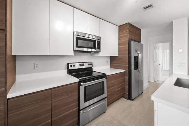 7535 La Paz Boulevard # 209, Boca Raton FL 33433 - Boca Raton, FL - Photo 6