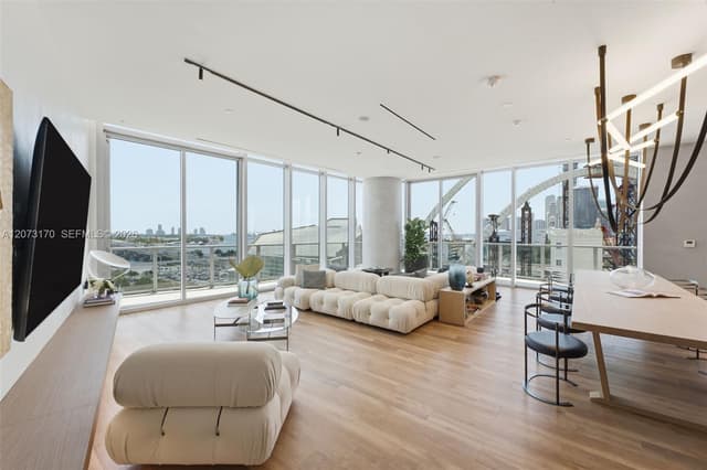 1400 Biscayne # 202, Miami FL 33132 - Miami, FL - Photo 2