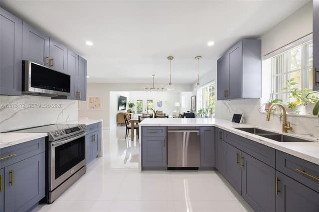 406 Miller Rd, Coral Gables FL 33146 - Coral Gables, FL - Photo 4