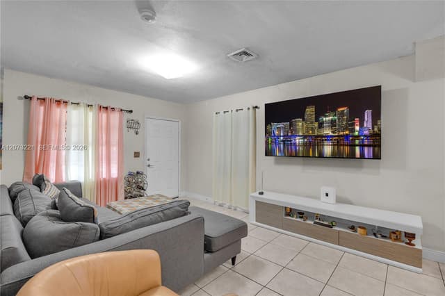 1191 NW 49th St, Miami FL 33127 - Miami, FL - Photo 7