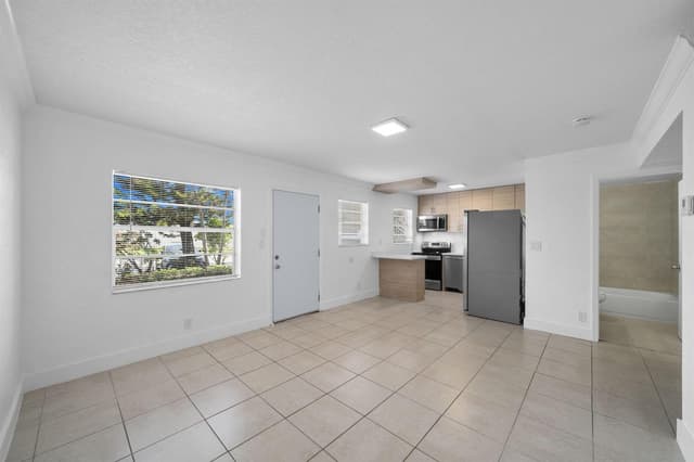 110 SE 2nd Street # 103, Hallandale Beach FL 33009 - Hallandale Beach, FL - Photo 7