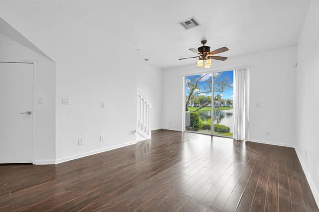 1427 NW 34th Way, Lauderhill FL 33311 - Lauderhill, FL - Photo 2