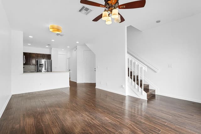 1427 NW 34th Way, Lauderhill FL 33311 - Lauderhill, FL - Photo 4