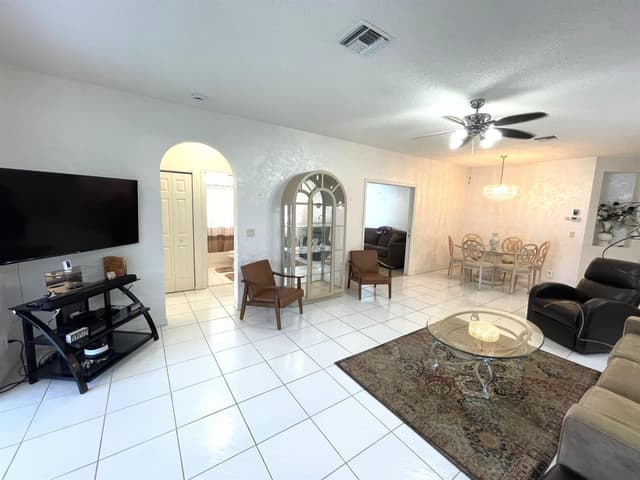 7941 LAINA Lane # 2, Boynton Beach FL 33437 - Boynton Beach, FL - Photo 4