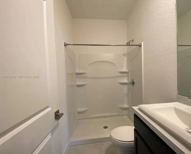 2810 NW 181st St, Miami Gardens FL 33056 - Miami Gardens, FL - Photo 6