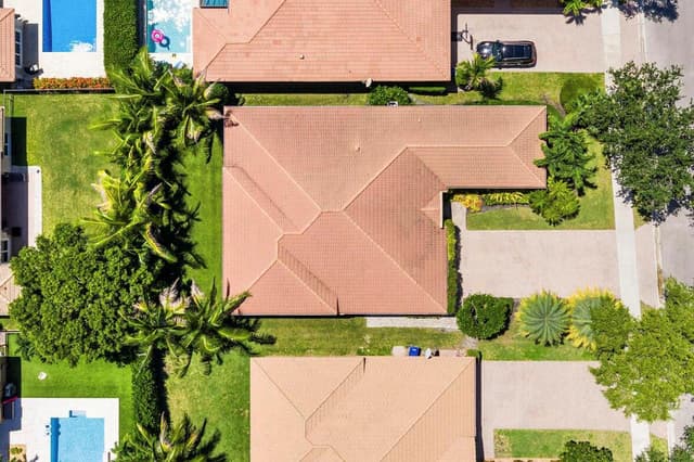 167 Via Veracruz, Jupiter FL 33458 - Jupiter, FL - Photo 2