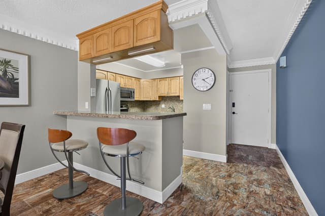 1206 S LAKE Drive # 504, Lantana FL 33462 - Lantana, FL - Photo 3