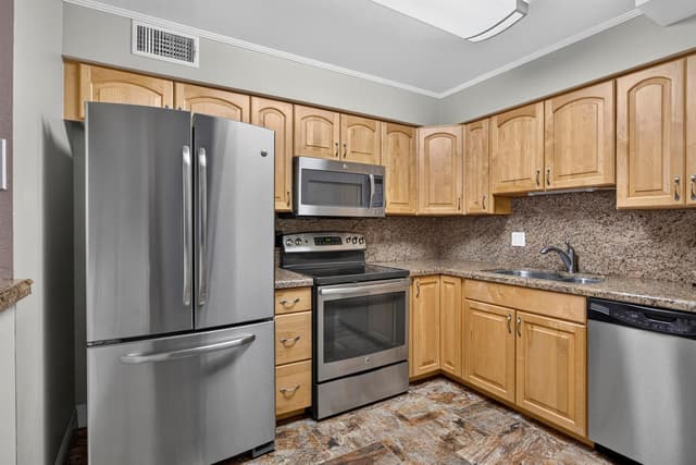 1206 S LAKE Drive # 504, Lantana FL 33462 - Lantana, FL - Photo 5