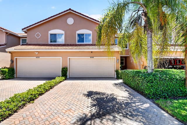 4349 Colony View Drive, Lake Worth FL 33463 - Lake Worth, FL - Photo 2