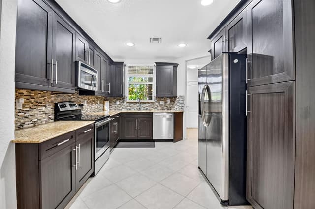 4349 Colony View Drive, Lake Worth FL 33463 - Lake Worth, FL - Photo 7
