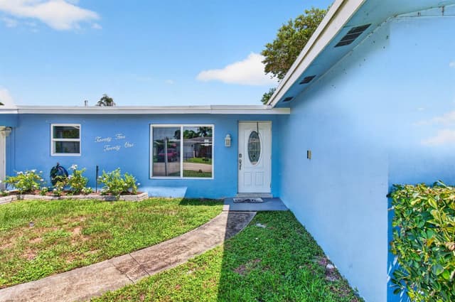 2521 Myrica Road, West Palm Beach FL 33406 - West Palm Beach, FL - Photo 4
