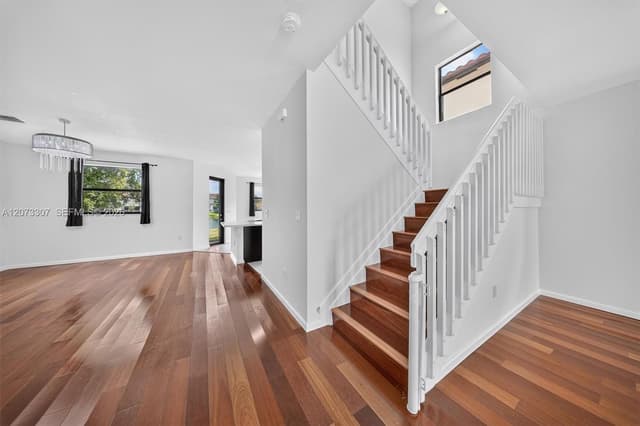 9371 W 35th Ave, Hialeah FL 33018 - Hialeah, FL - Photo 4