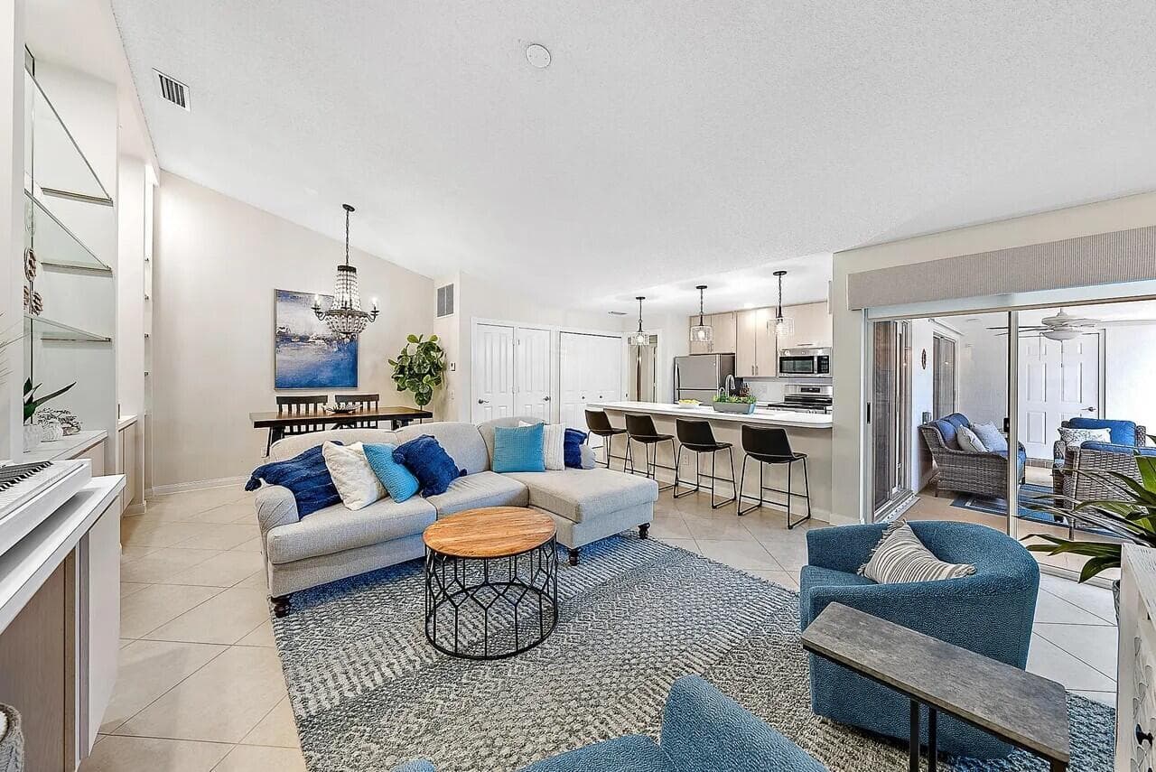 1504 SILVERLEAF OAK Court, Palm Beach Gardens FL 33410 - Palm Beach Gardens, FL - Photo 1