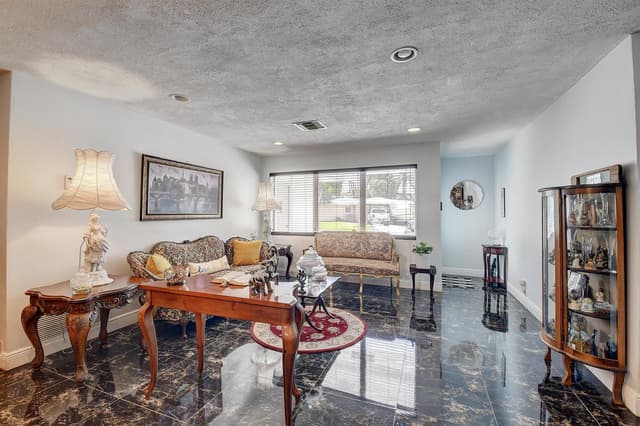 2815 SW 9th Street, Boynton Beach FL 33435 - Boynton Beach, FL - Photo 5