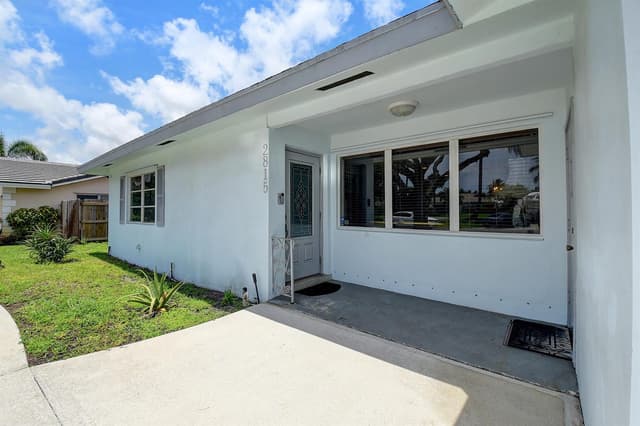2815 SW 9th Street, Boynton Beach FL 33435 - Boynton Beach, FL - Photo 4