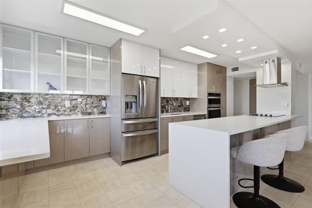 250 174th St # 2004, Sunny Isles Beach FL 33160 - Sunny Isles Beach, FL - Photo 2