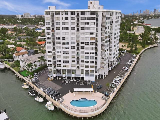 11930 N Bayshore Dr # 1407, North Miami FL 33181 - North Miami, FL - Photo 2