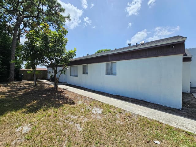 4824 NW 5TH Street, Delray Beach FL 33445 - Delray Beach, FL - Photo 3