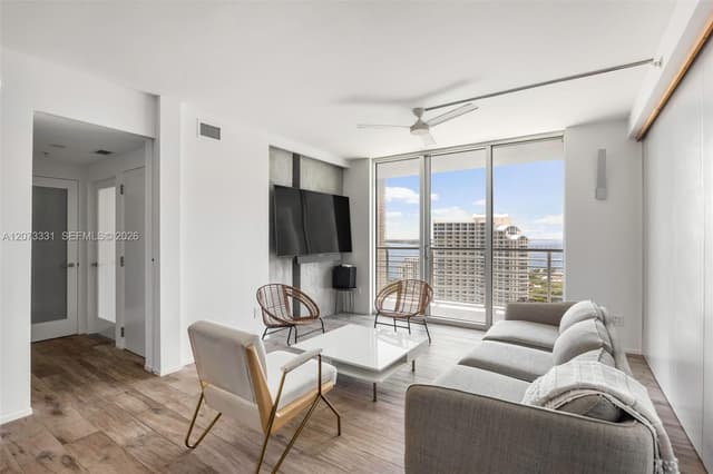 335 S Biscayne Blvd # 2805, Miami FL 33131 - Miami, FL - Photo 3